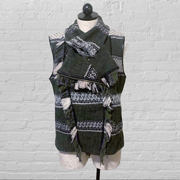 EDUN Fair Isle Patterned Fringe Winter Vest Green M - Picture 2 of 12